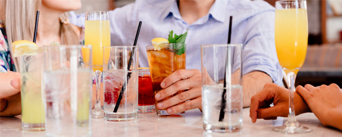 Get your boozy brunch fix with Orlando’s finest bottomless mimosas (Photo:Gabriel Gurrola/Unsplash)