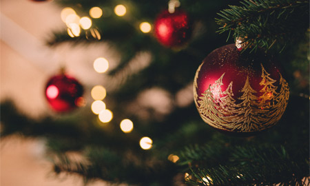 These holiday savings will really bring you some christmas cheer (Photo: Unsplash)